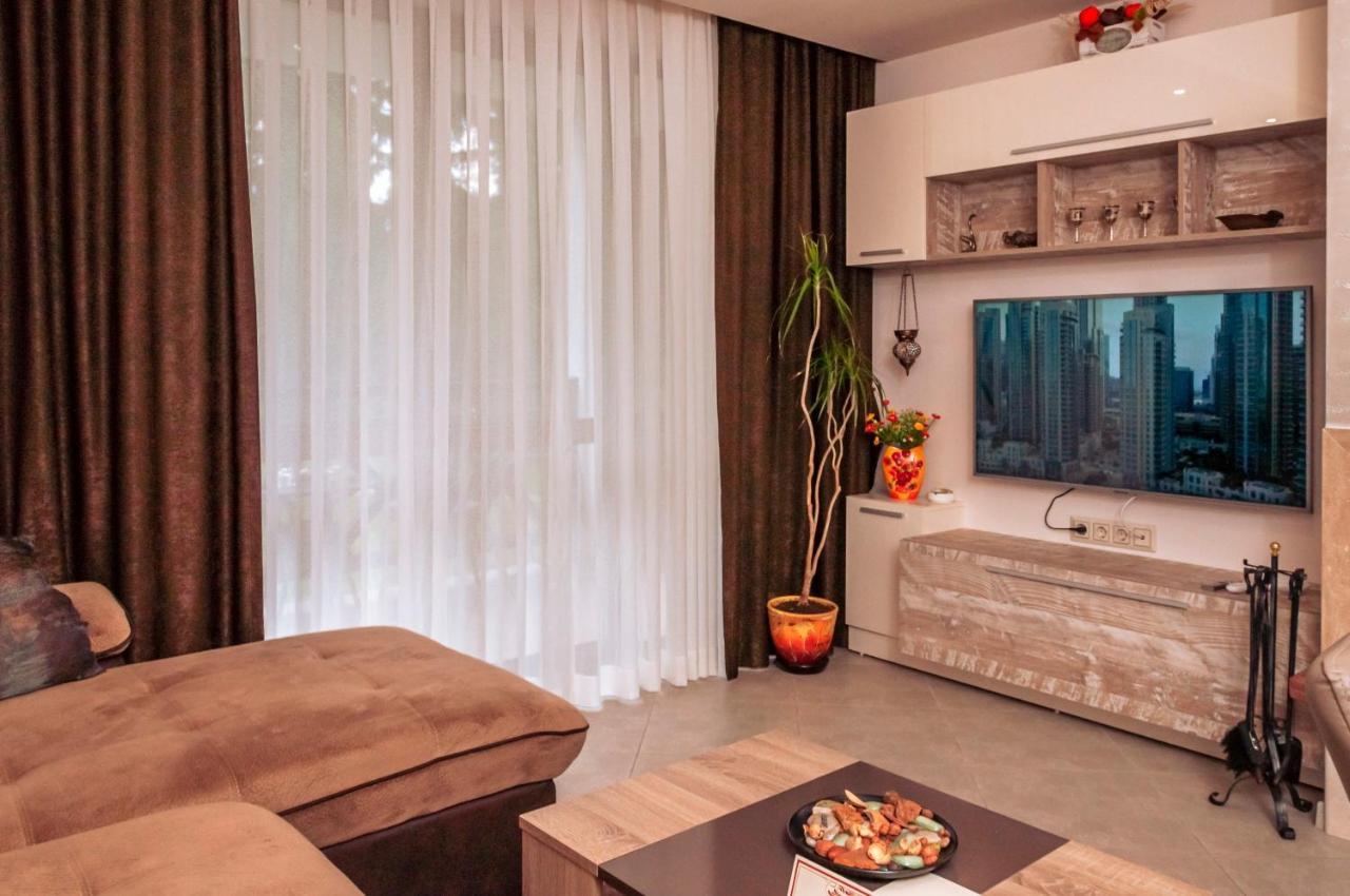 Луксозен Апартамент - "Моето Щастливо Място"- Смолянски Езера Smolyan Exterior foto